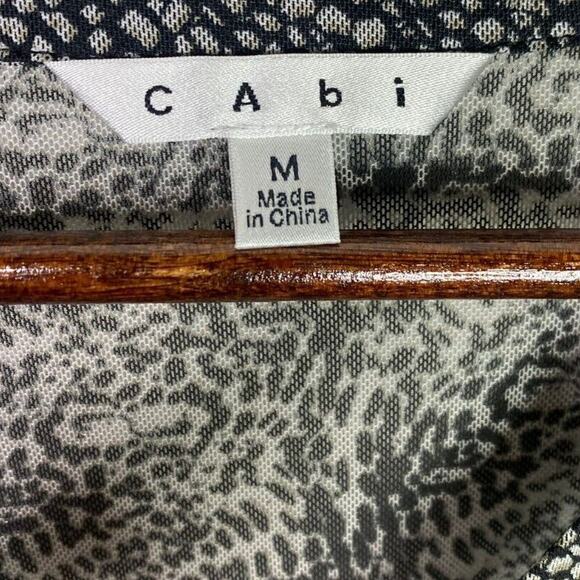CAbi Leopard Sheer Gathered Placket Ruched Blouse Half Sleeve M Black White - Picture 7 of 15